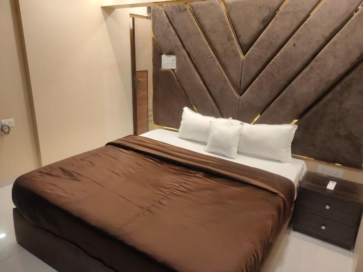 Osi Apartments Bandra West 孟买 外观 照片