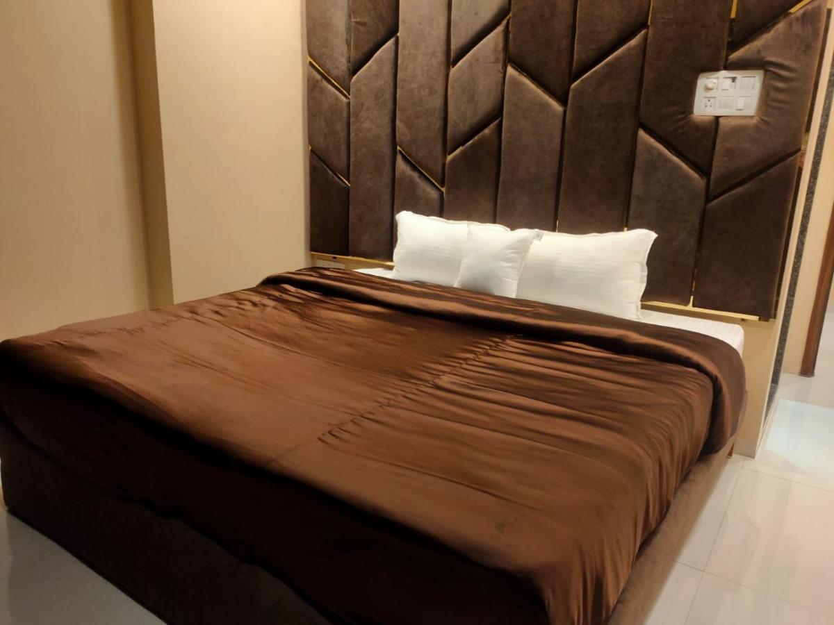 Osi Apartments Bandra West 孟买 外观 照片